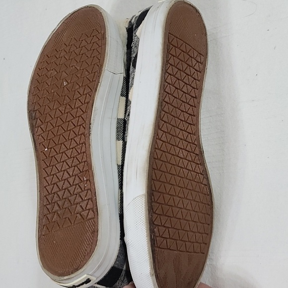 Tommy Bahama Womens Sneakers Black White Plaid Laces Zips Faux Fur Trim Sz 7.5 - Picture 11 of 12